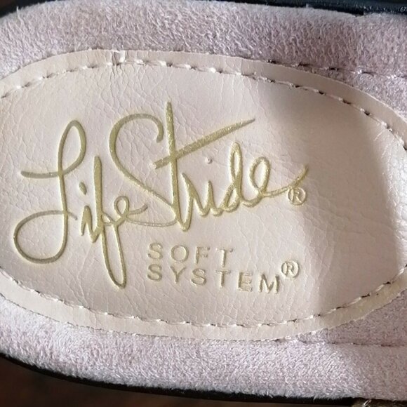 Life Stride Womens Wedge Heel Ankle Strap Sandal Cushioned Taupe‎ Sz 7.5 W NEW - Picture 8 of 10